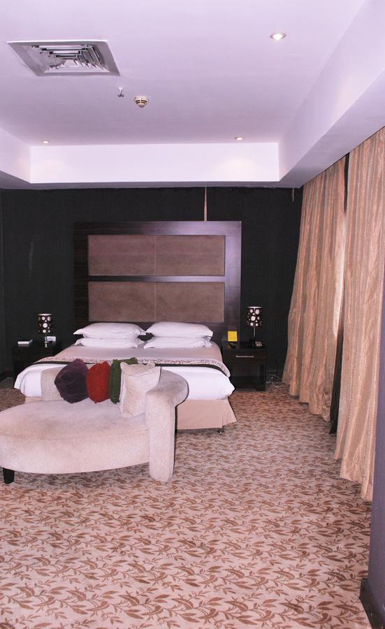 Best Premier Hotel Port Harcourt Extérieur photo